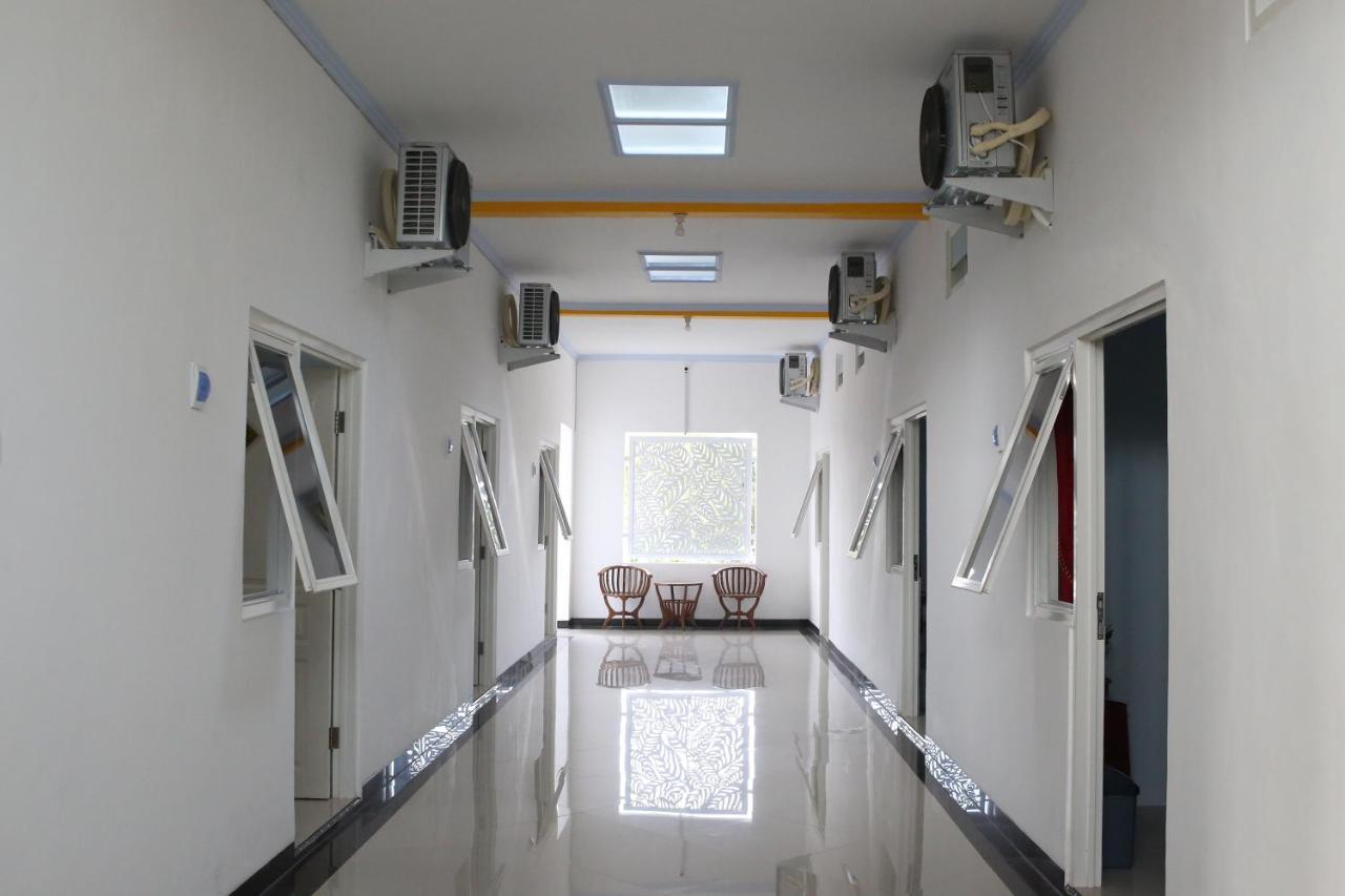 Reddoorz Syariah Near Suncity Mall Madiun Εξωτερικό φωτογραφία