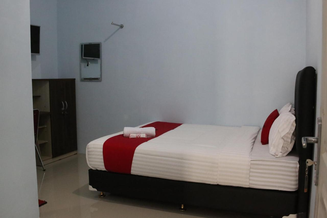 Reddoorz Syariah Near Suncity Mall Madiun Εξωτερικό φωτογραφία